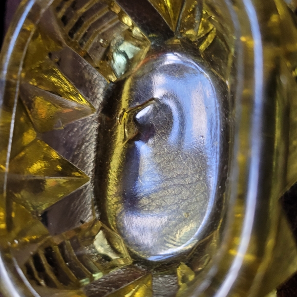 Vintage Elegant Yellow Glass salt Dip Bowls (105) - Picture 5 of 5